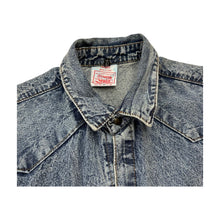 Load image into Gallery viewer, Vintage Levi’s Denim Shirt - L
