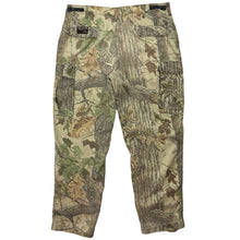 Load image into Gallery viewer, Vintage Realtree Pants - 41 x 32
