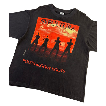 Vintage 1996 Sepultura 'Roots Bloody Roots' Tee - XL